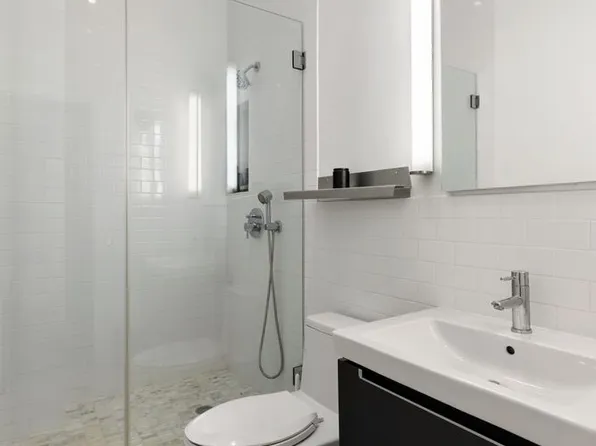 159 Madison Avenue image 9 of 14