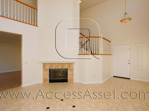 3rd image of 26638 Silver Oaks Dr