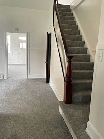 2nd image of 519 N Illinois St
