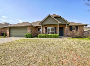 7023 Cherokee Xing E, Oklahoma City, OK 73132
