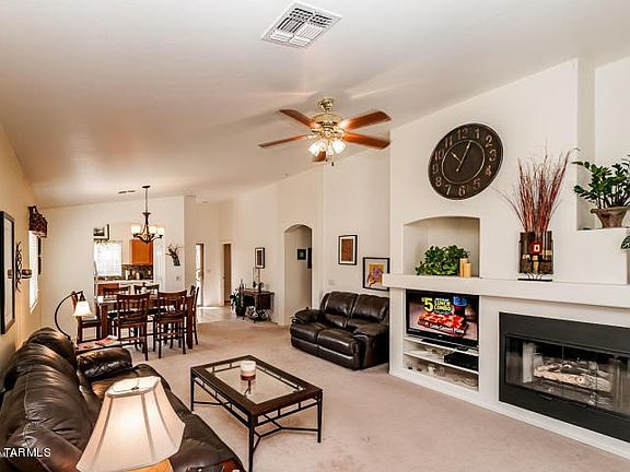 Living, dining & entrance