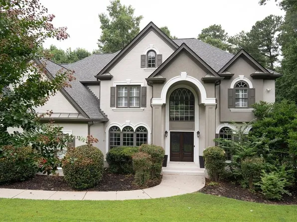 715 Fawn Ridge Ct, Roswell, GA 30075