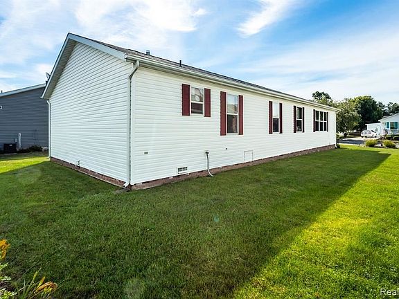 5th image of 6261 Sylvan Lake Ct