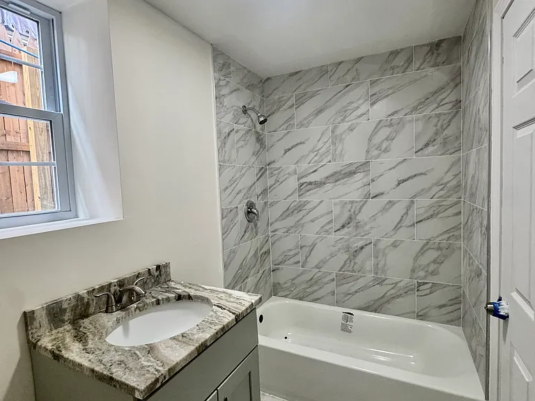 52 Zone St #1A — Photo 10