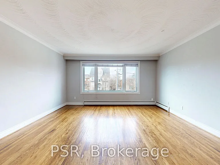 37 Morgan Ave #UPPER — Photo 3
