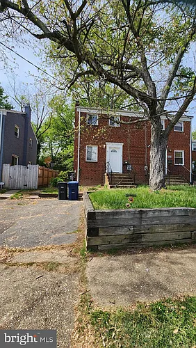 27 S Hudson St Photo 1