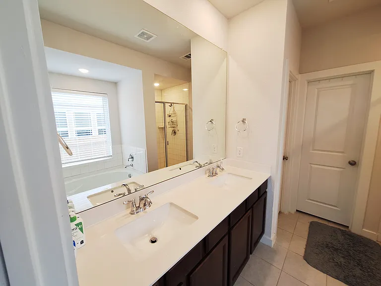 8000 Prairie Rye Dr — Photo 20