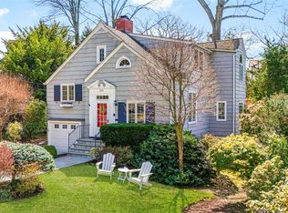 209 Mulberry Ln, Larchmont, NY 10538