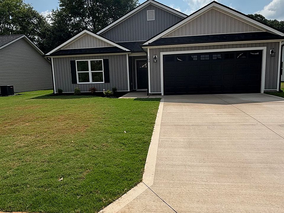 1st image of 109 Addison Creek Ln