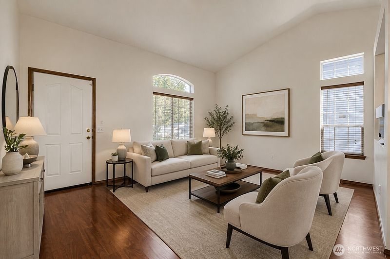 2nd image of 1623 SW 331st Place
