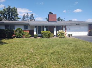 8505 Carriage Hill Dr, Shelby Township, MI