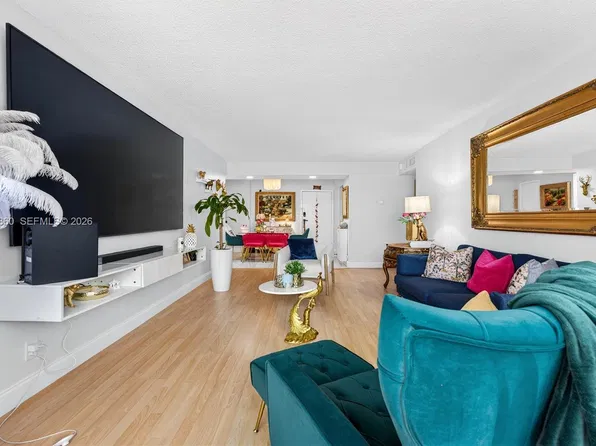 6600 Cypress Rd APT 405, Plantation, FL 33317