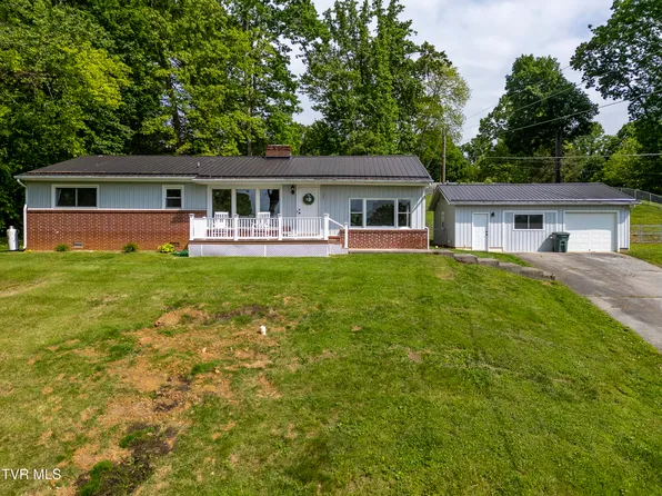 963 Woodlawn Ter NE, Abingdon, VA 24210