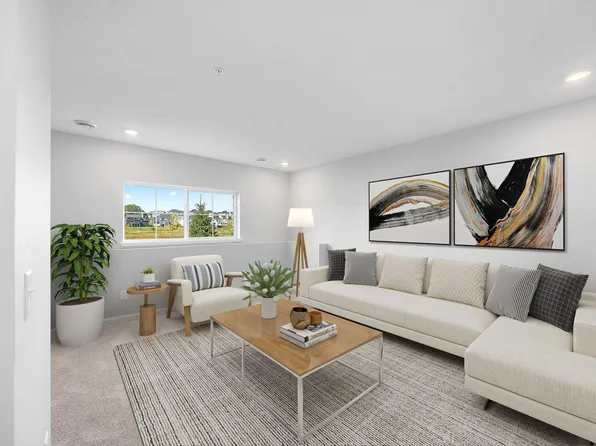 10387 Birchwood Cir, Victoria, MN 55318