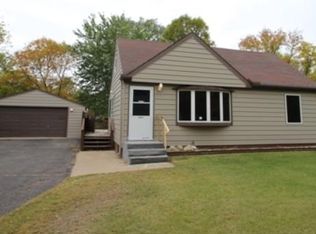 11332 Osage St NW, Coon Rapids, MN 55433