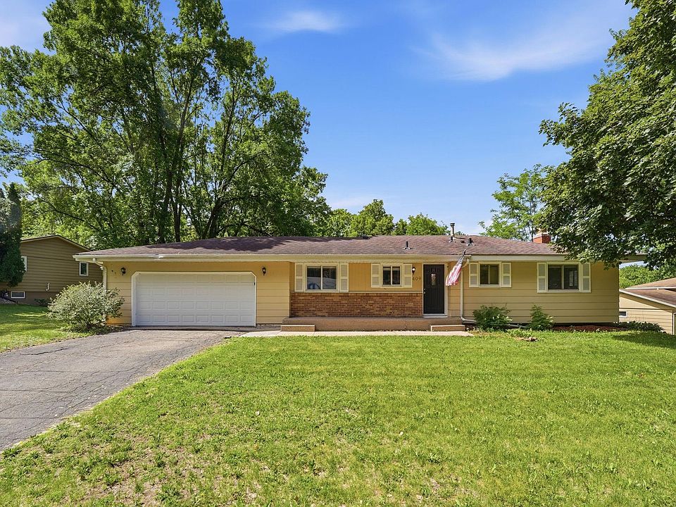 1st image of 409 Harold Dr