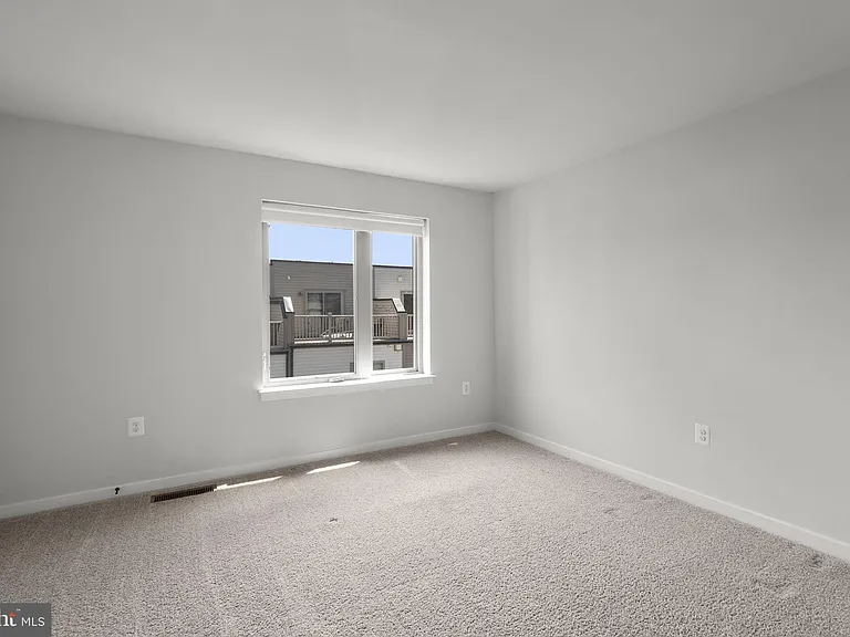 820 Thompson Cres #26 — Photo 28