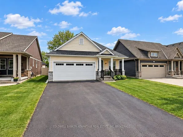 284 Classic Ave, Welland, ON L3B 0A4
