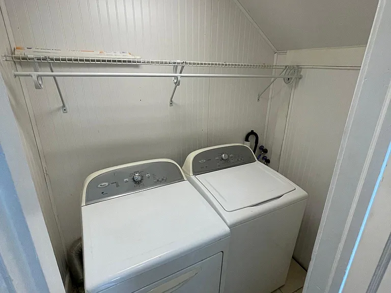 416 W Amelia Ave #1 — Photo 7