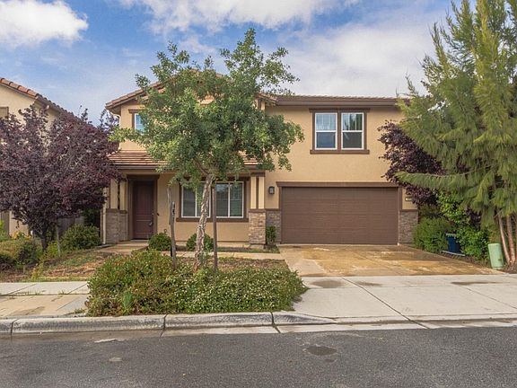 2nd image of 1073 Sardinia Dr