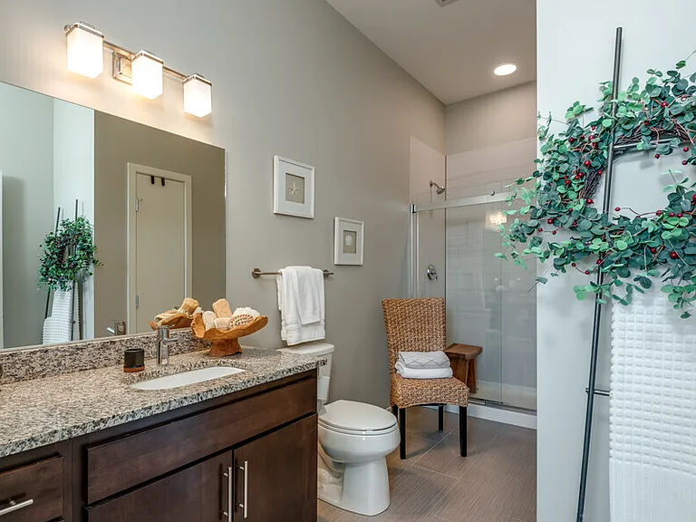 High Pointe Apartments — Photo 17