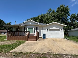204 SW 7th St, Atlanta, IL 61723