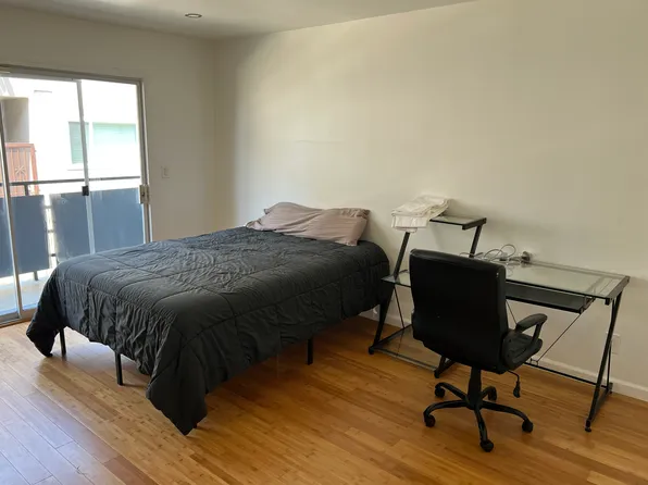 6616 Springpark Ave APT 2, Los Angeles, CA 90056