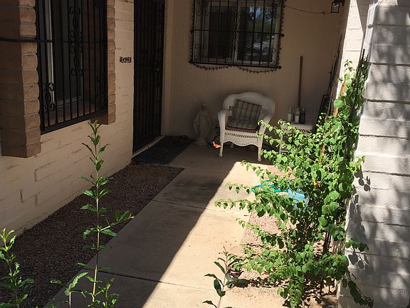 Front door patio area