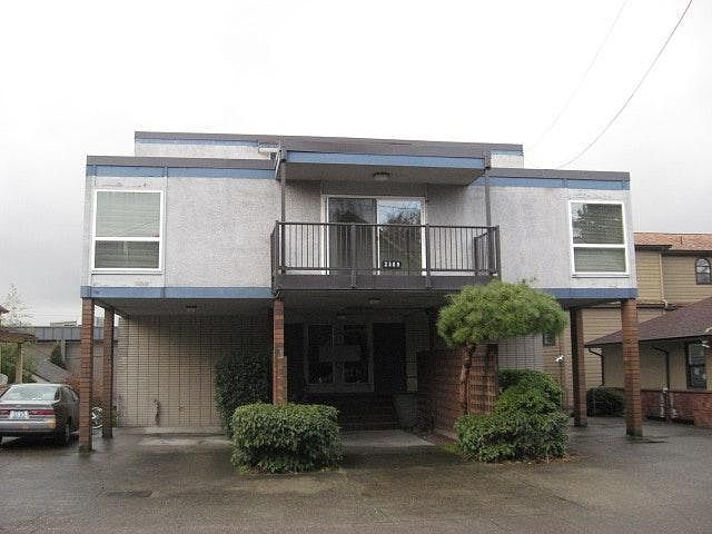 1st image of 2309 Franklin Ave E APT 102
