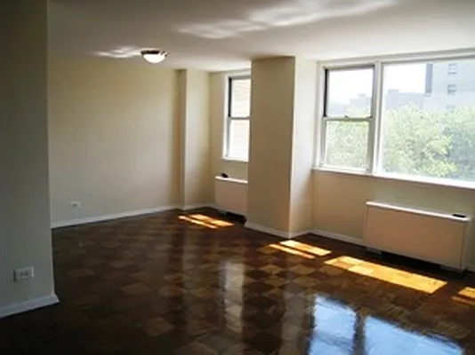Rented by City Connections Realty | media 6