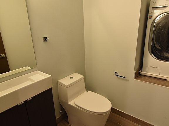 5th image of 958 Shackamaxon St #3