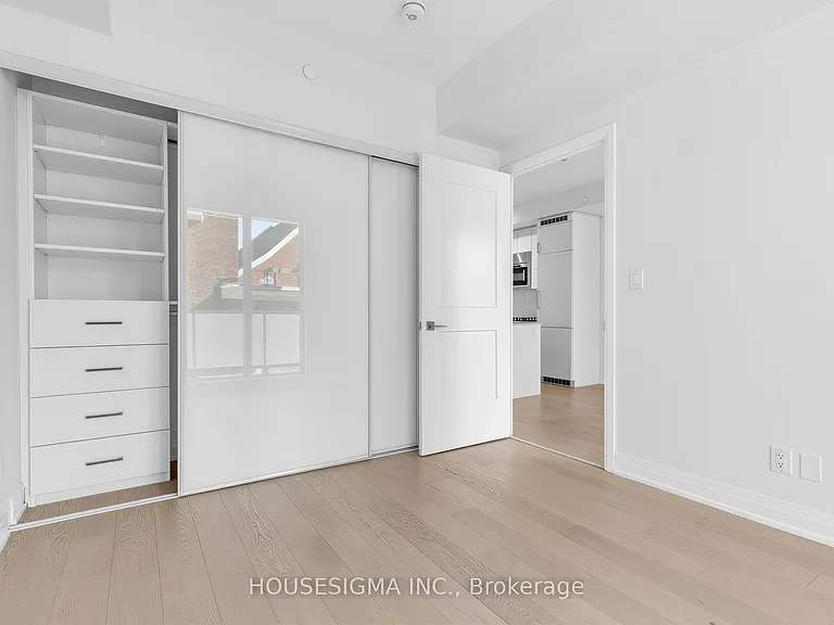 430 Roncesvalles Ave #215 — Photo 16