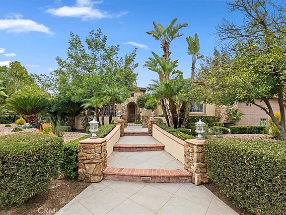 2nd image of 1062 Rancho Valencia Rd