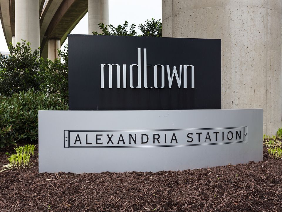 1st image of 2451 Midtown Ave #915