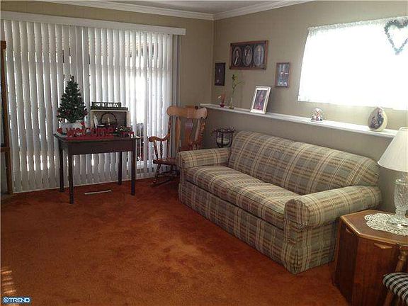 5th image of 4507 Roslyn Dr