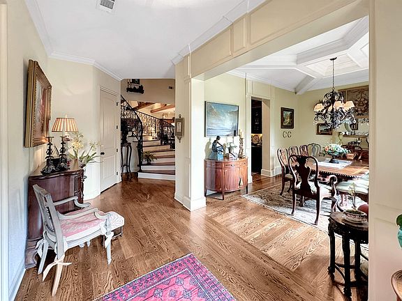 2nd image of 4637 Maple Glen Ct