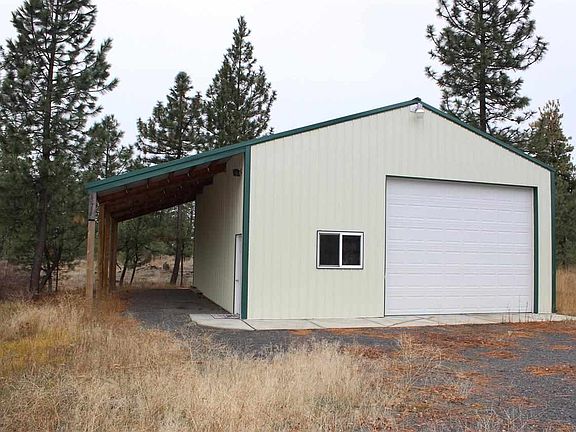 2nd image of 52044 Whispering Pines Dr E