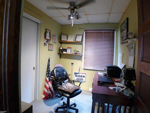 5th image of 2472 N Thomas Rd