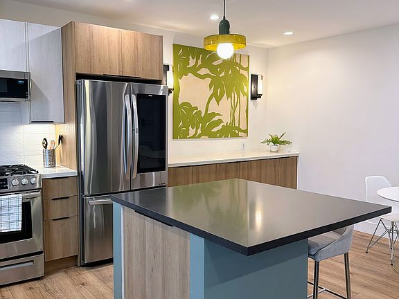 2nd image of 1907 Malcolm Ave #4