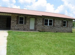 6 Larry Malone Rd, Richton, MS 39476