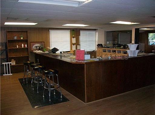 3rd image of 33419 County Road 468
