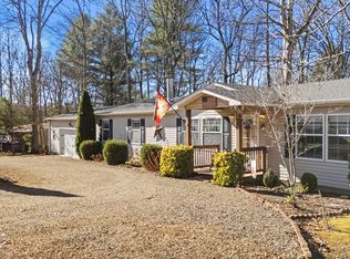 114 Westwood Dr, Franklin, NC 28734