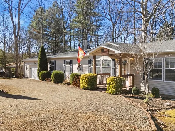 114 Westwood Dr, Franklin, NC 28734