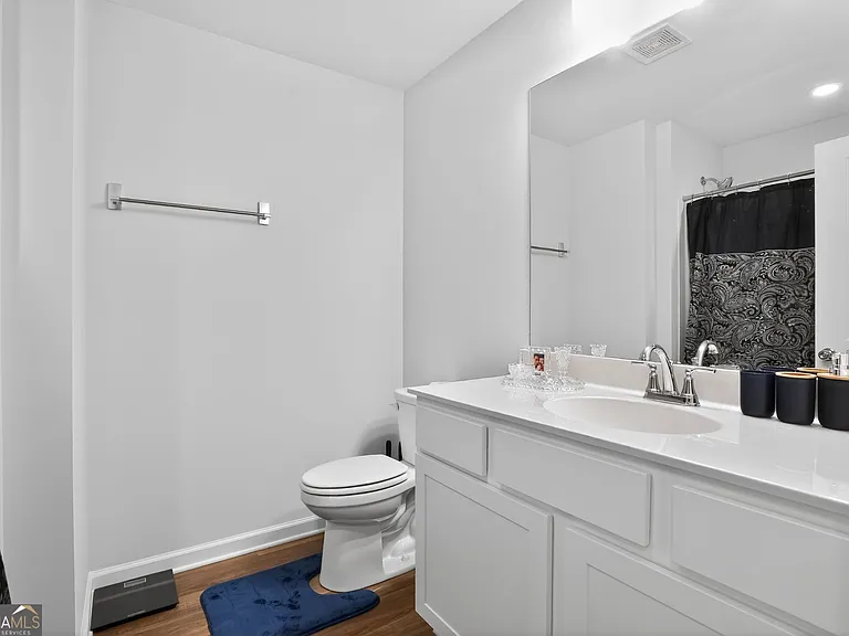 1127 2nd St NW — Photo 8
