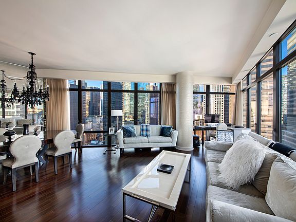 5th image of 207 E 57th St APT 24A
