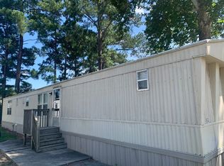 300 Ricks Rd #12, Selma, NC 27576