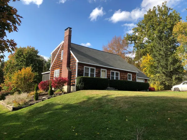 145 Sycamoore Ln, Arlington, VT 05250