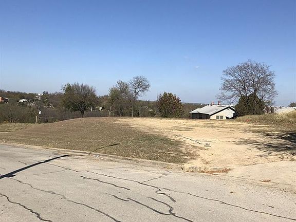 4th image of 1200 E Magnolia Ave Lot 9