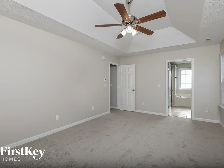709 Southshore Pkwy — Photo 10