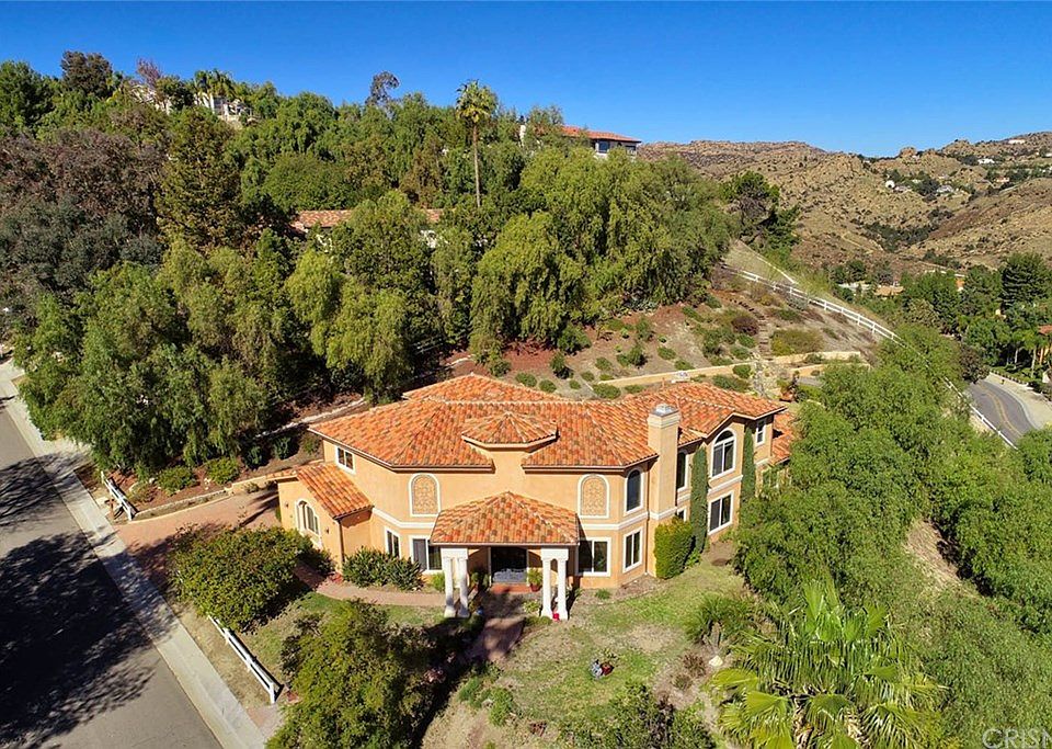 1st image of 4 Zanja Ln